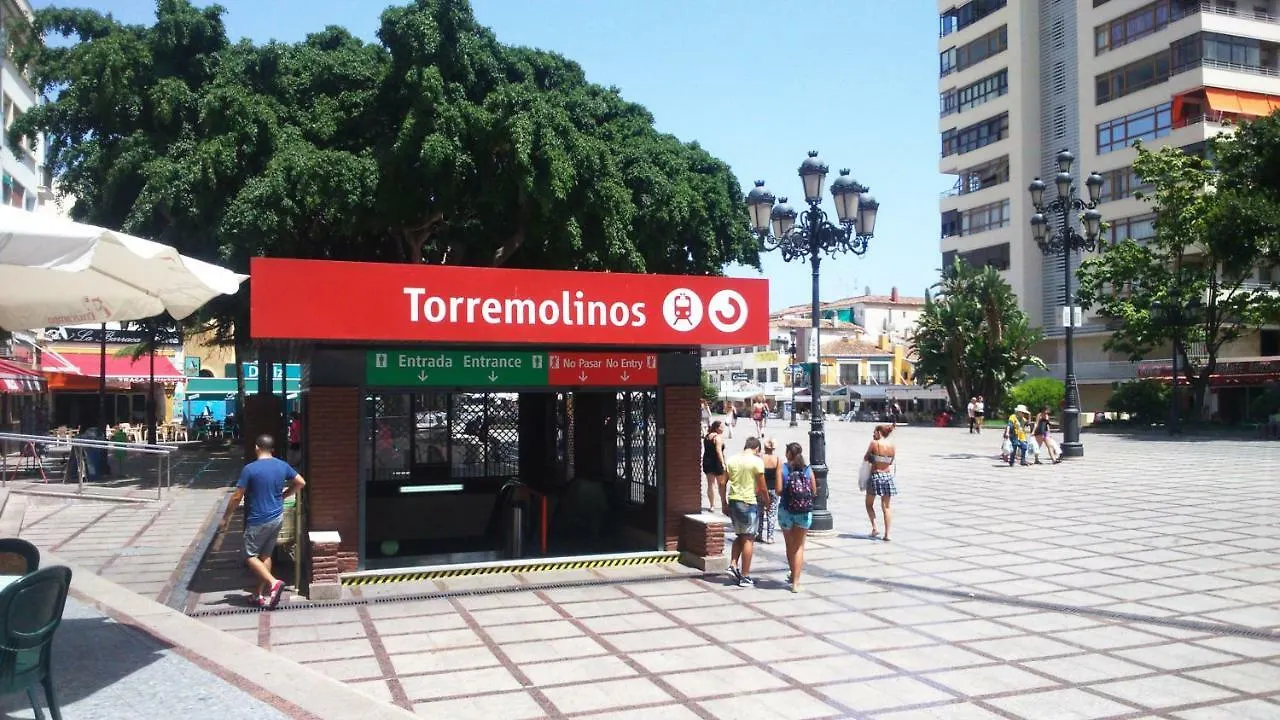 Apartamento Duplex Frente Al Mar Paseo Maritimo Torremolinos Appartamento 0*,  Spagna